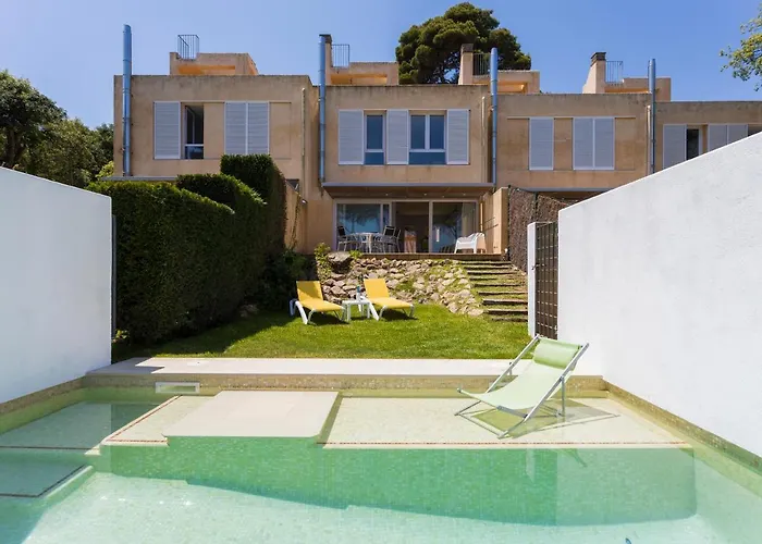 Luxury Villa In Front Of The Sea Proa