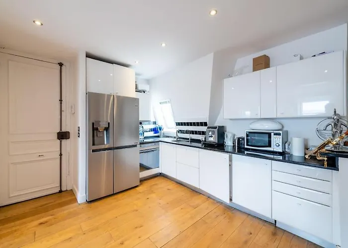 Location de vacances: Appartement vue Tour Eiffel