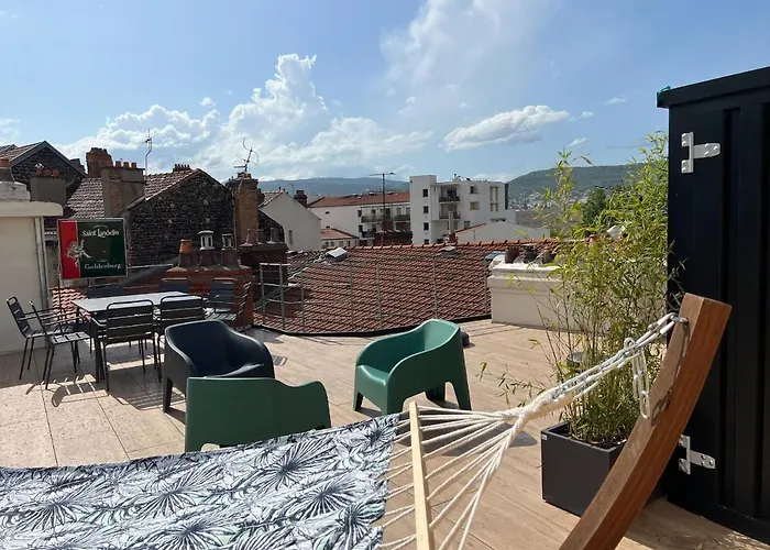 Appartement Avec Superbe Rooftop Privatif !