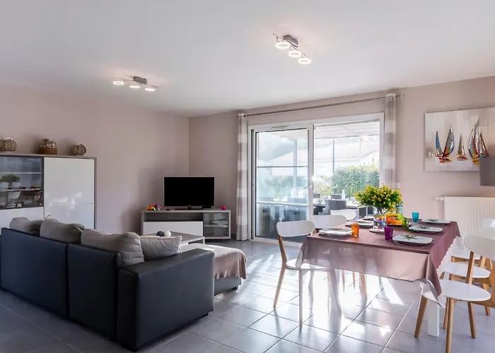 Holiday Home Lamanchs By Interhome