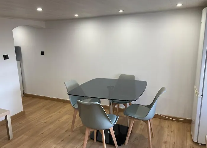 Appartement Chaleureux Proche Centre