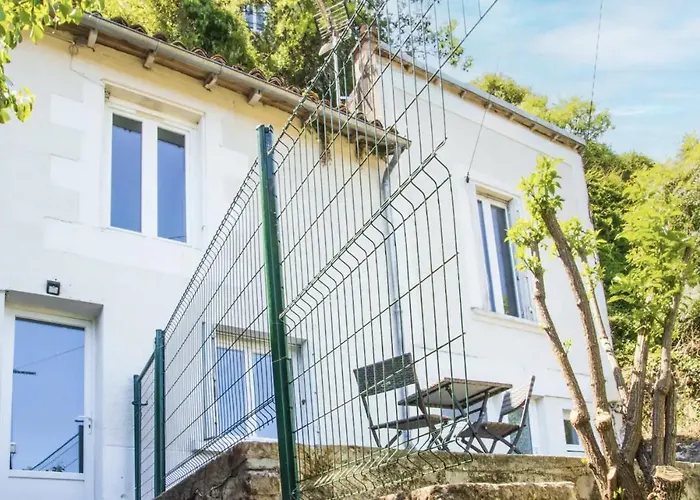 Les Logis Poitevin - Maisons - Terrasses - Detente
