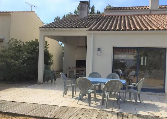 Maison Confortable A 500M De La Plage Avec Wifi, Jardin Et Terrasse - La Tranche-Sur-Mer - Fr-1-22-339