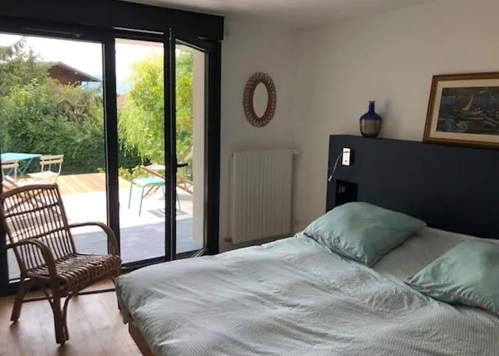 Maison de vacances 220m2 vue Lac et Château