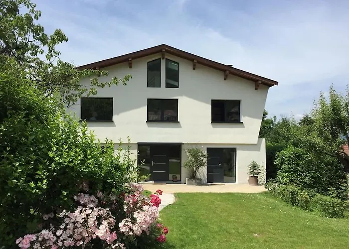 Maison de vacances 220m2 vue Lac et Château