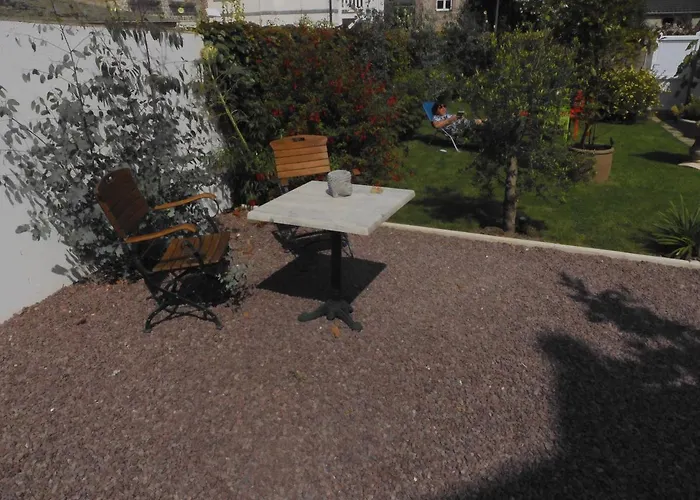 La Goelette Et Son Jardin Clos Sans Parking Prive