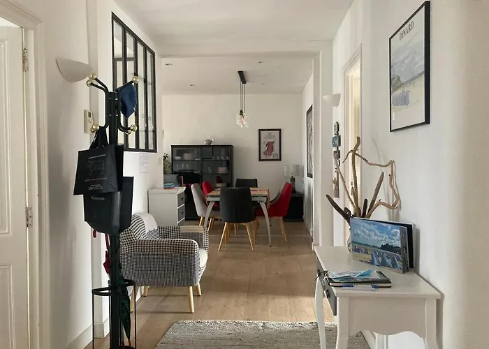 27 Boulevard Feart