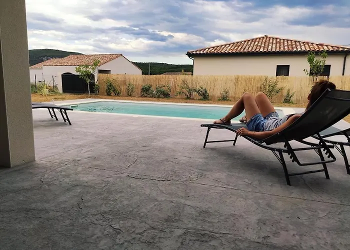 Villa Neuve avec Piscine privée Vallon pont d'Arc - 2 chambres - 6personnes - cocon