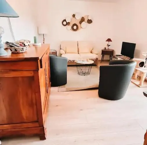 T3 refait à neuf /Plage/Centre/Gare/Terrasse/Pkg/wifi