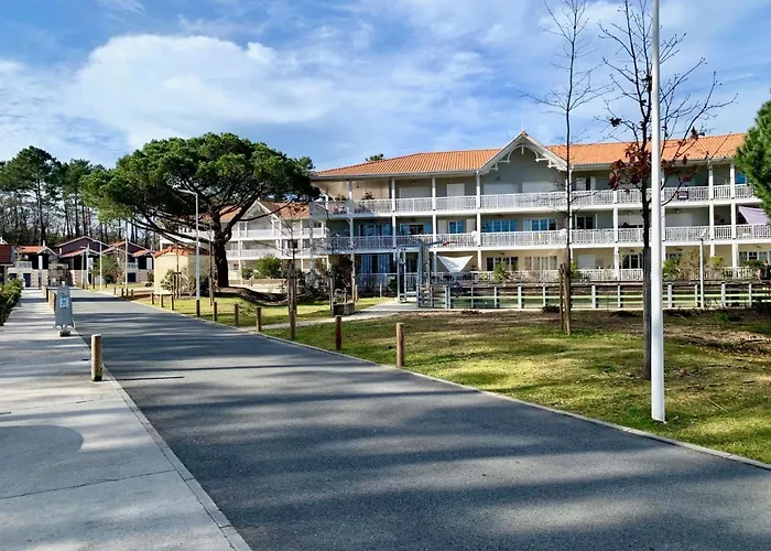Apartment Les Portes De Pyla By Interhome