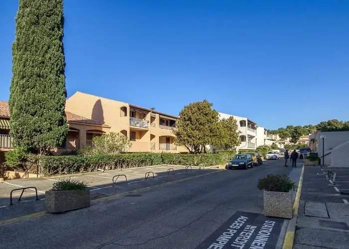 Studio Les Aigues Marines-65 By Interhome