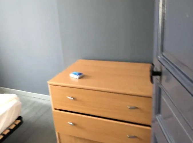 Petit appartement centre ville Granville