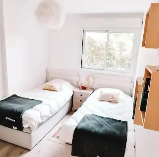 T3 refait à neuf /Plage/Centre/Gare/Terrasse/Pkg/wifi