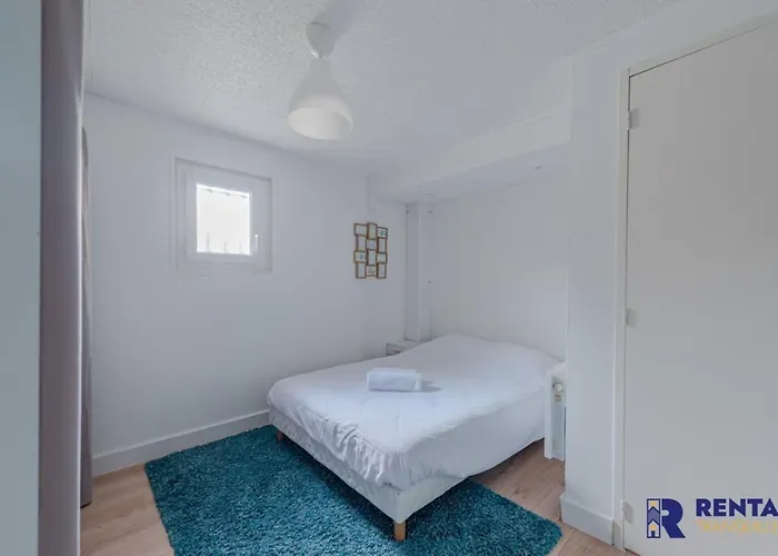 Le Narbonnais Wifi 1 Parking Space