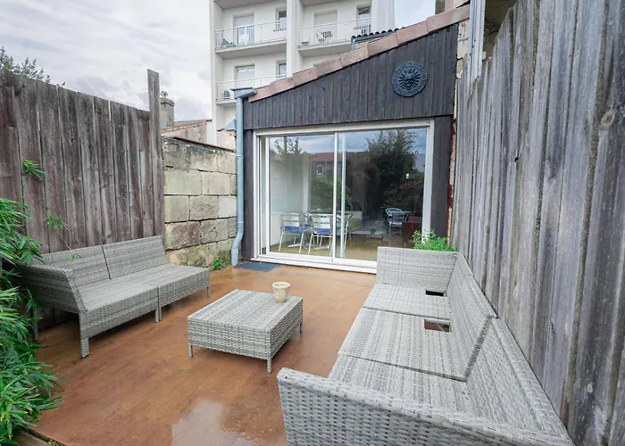 Maison Spacieuse Avec Jardin Et Garage