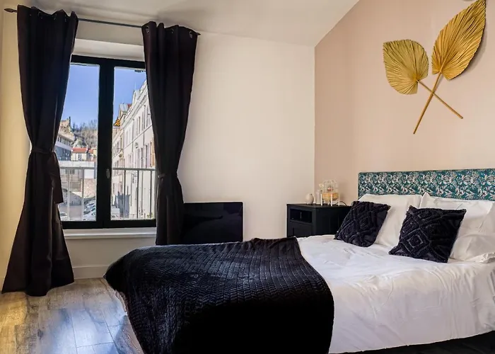 *RARE Vienne Historique Calme 1min Théâtre Antique