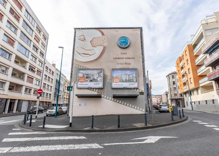 F2 Court Metrage Centre Ville Clermont-Fd