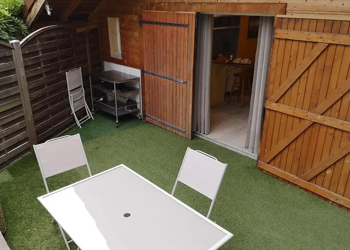 #M1 La maisonnette des 3 ponts Terrace