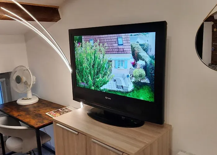 Suite 3 pièces chambre+cuisine+SDB centre ville