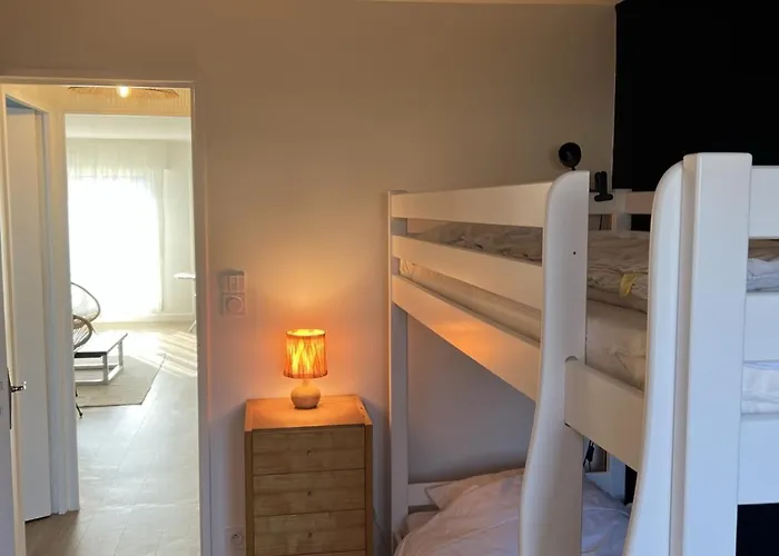 Appartement 3 pièces avec terrasses et vue mer - Parking inclus - FR-1-487-349