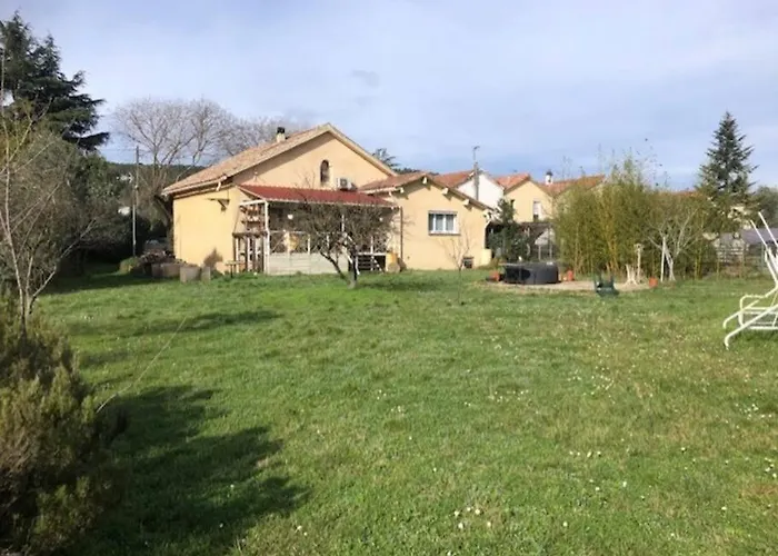 Villa Marguerite, Maison De Ville A La Campagne
