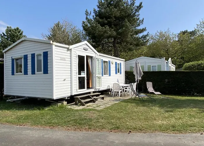 Mobil-home à Fouras : Proche Plage, 2 Chambres, TV, Plancha, Parking, Idéal Famille - FR-1-709-58