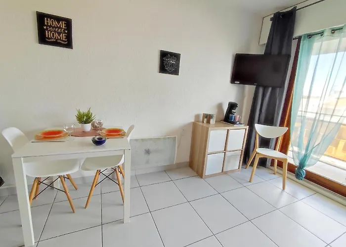 Appartement Calme Avec Parking - 206 -