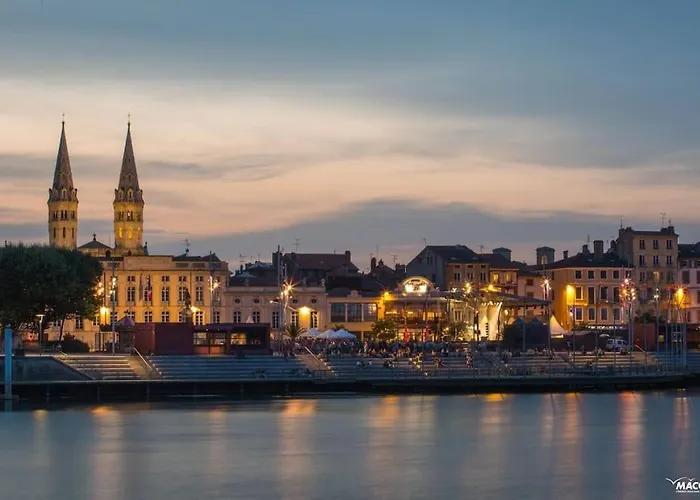 Maison 6/8pers en Bourgogne