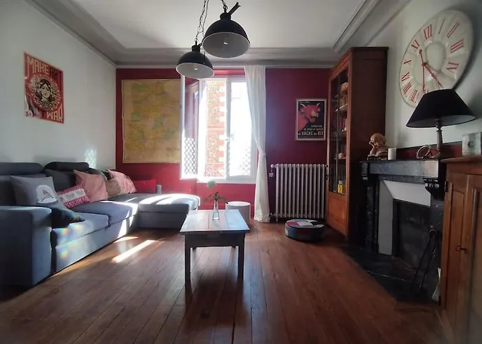 Maison De Ville Avec Jardin Chez Les Doume