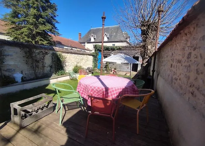Maison De Ville Avec Jardin Chez Les Doume