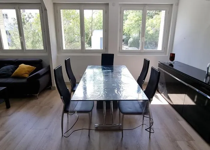 Logement refait à neuf - Clim&Parking privé