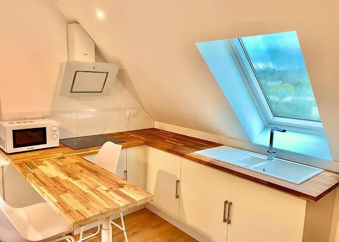Appartement rénové proche Gare