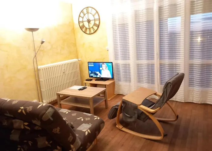 Bellejoie - Appartement T3- Poitiers Sud - Direct Futuroscope - Parking Et Wifi Gratuit