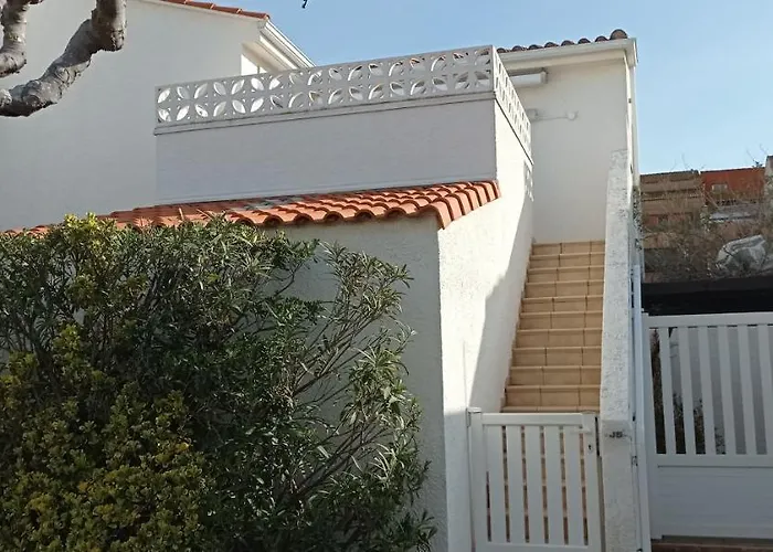 Charmant 2 pièces avec terrasse en bord de mer