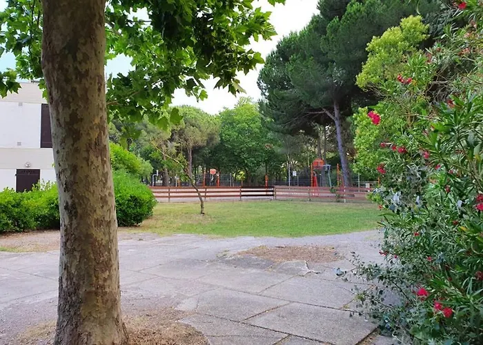 studio cabines 6 couchages 150 m de la plage et à quelques secondes des commerces wifi gratuit