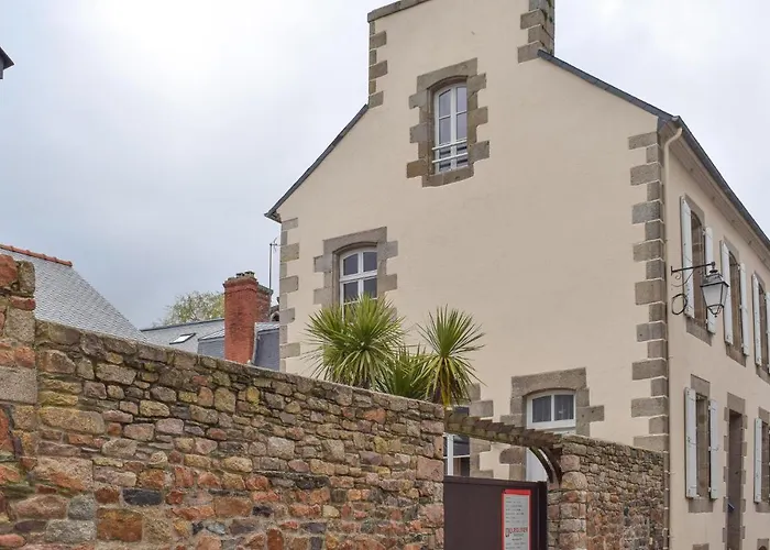 Stunning Home In Paimpol With Wifi And 4 Bedrooms