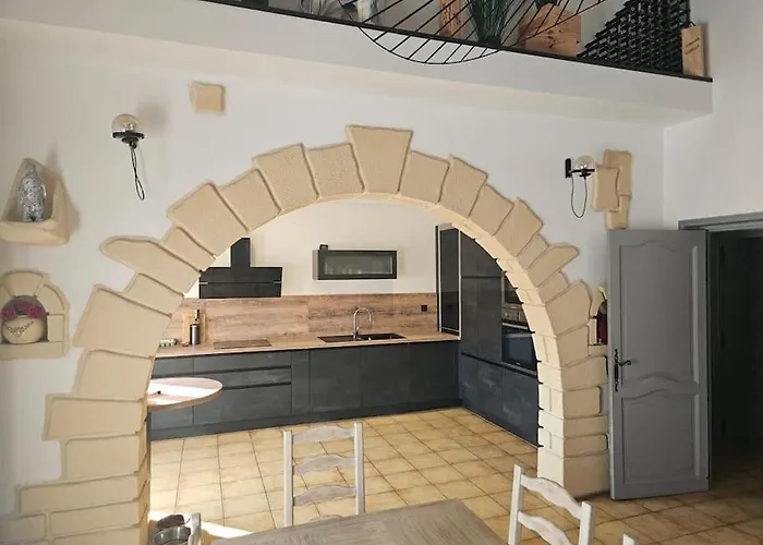 La Maison De Leonie Sur Vias
