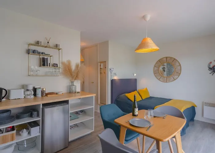 Apartment Les Cormorans By Interhome