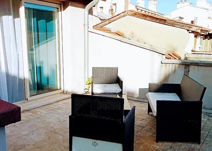 Magnifique Appartement Avec Terrasse Roof-Top