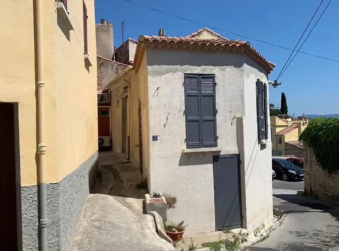 Petite Maison De Village Vue Mer