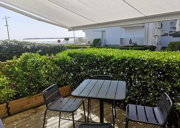 Appartement Marin Avec Terrasse Vue Sur La Mer