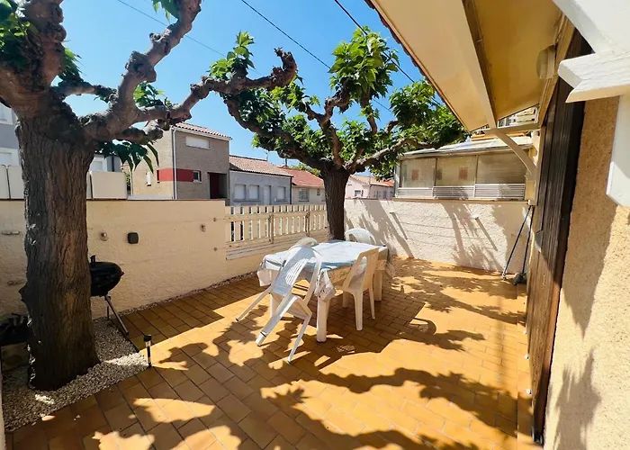 T2 à 100m de la plage, parking privé