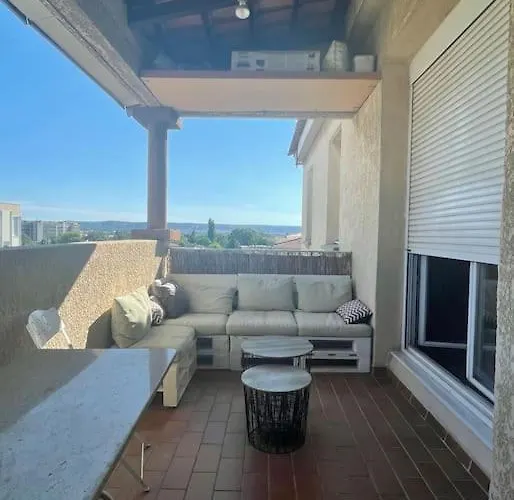 Appartement T2 Avec Terrasse
