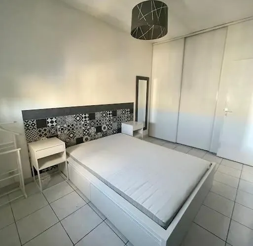 Appartement T2 Avec Terrasse