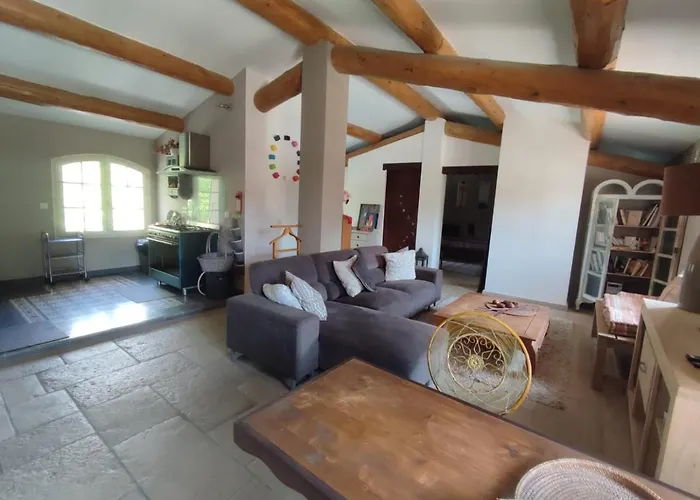  Loft Tourtour