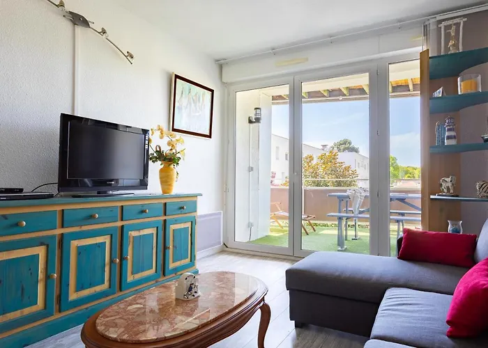 Appartement 5 Couchages Dans Residence Avec Piscine