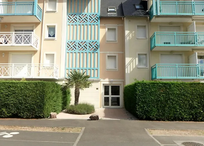 Apartment Hortensia By Interhome