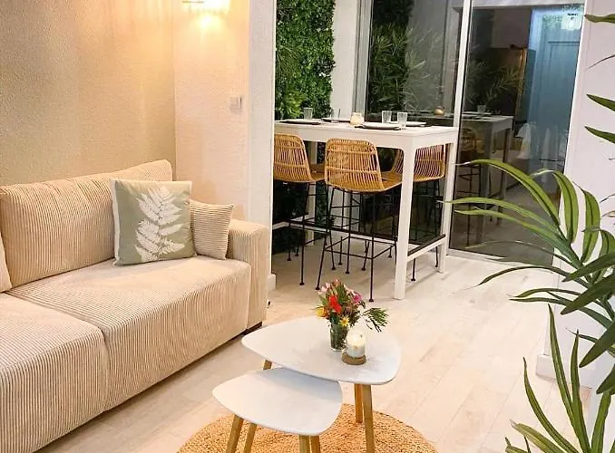Appartement Zen A Frejus Avec Jardin, Piscine, Tennis, Proche Mer