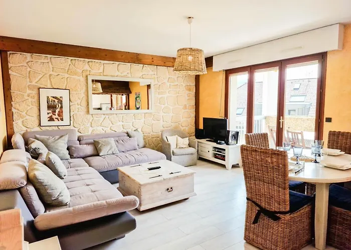 Annecy-Le-Vieux Albigny - Proche Lac - Majord'Home