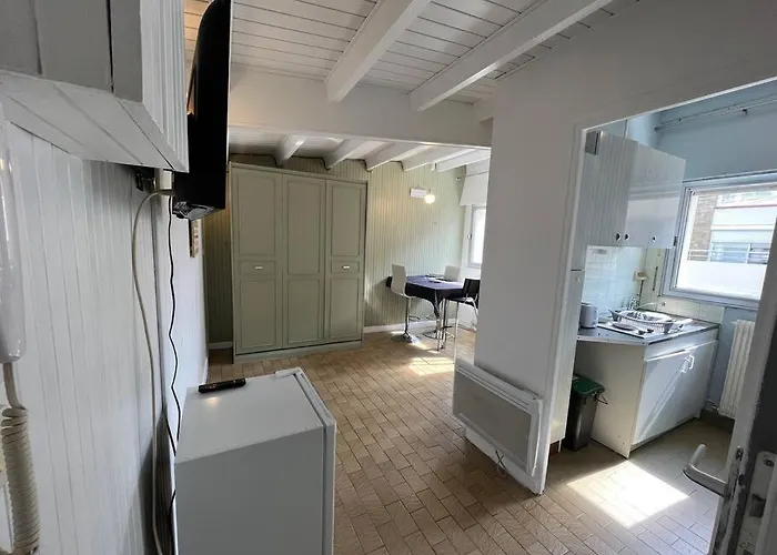 Charmant Studio A 200M De La Plage